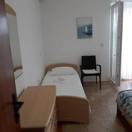 And Kate Apartment Tisno