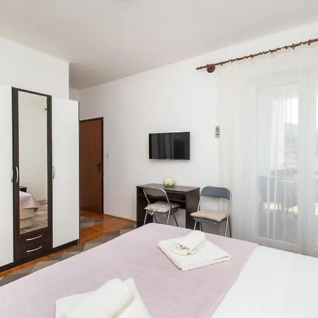 Apartment And Kate Tisno