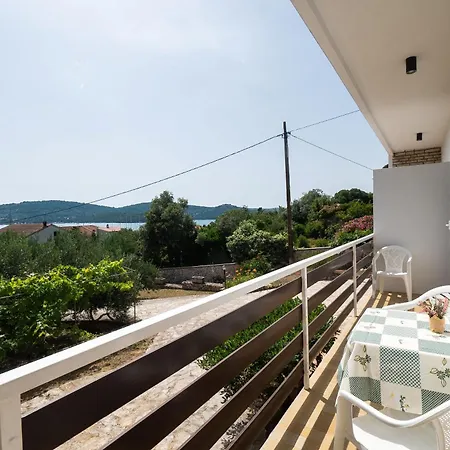 And Kate Apartment Tisno