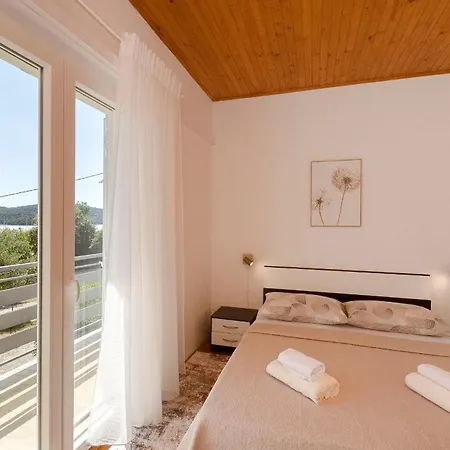 Apartment And Kate Tisno